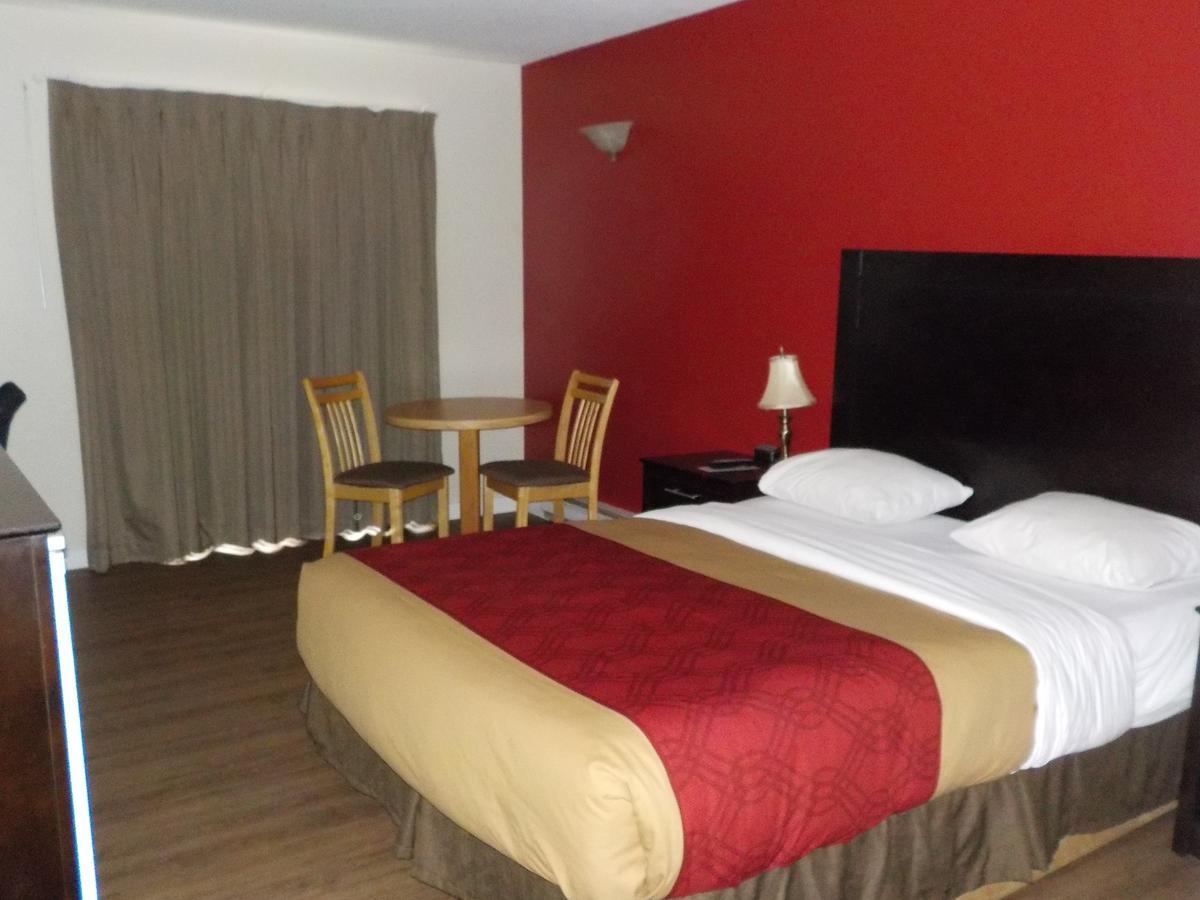 Econo Lodge Vernon Extérieur photo