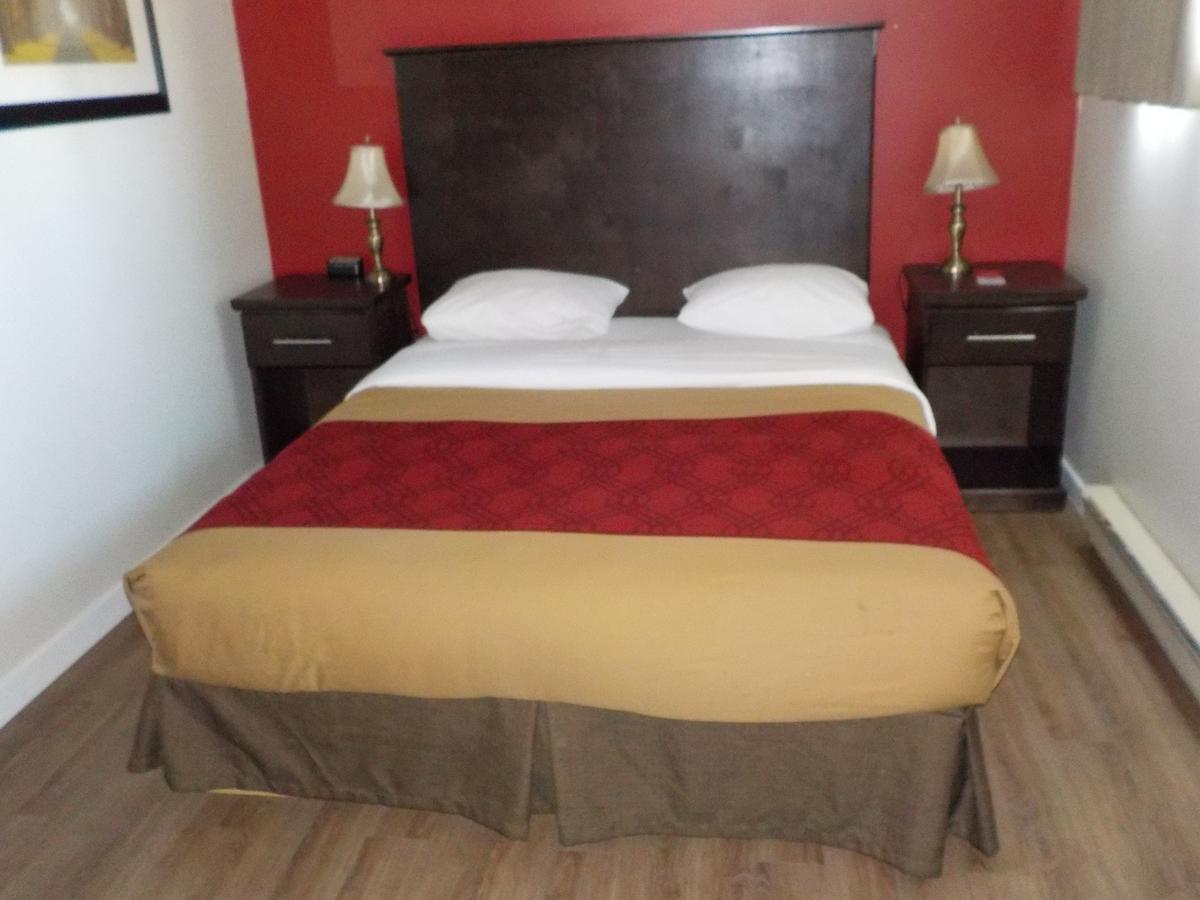 Econo Lodge Vernon Extérieur photo