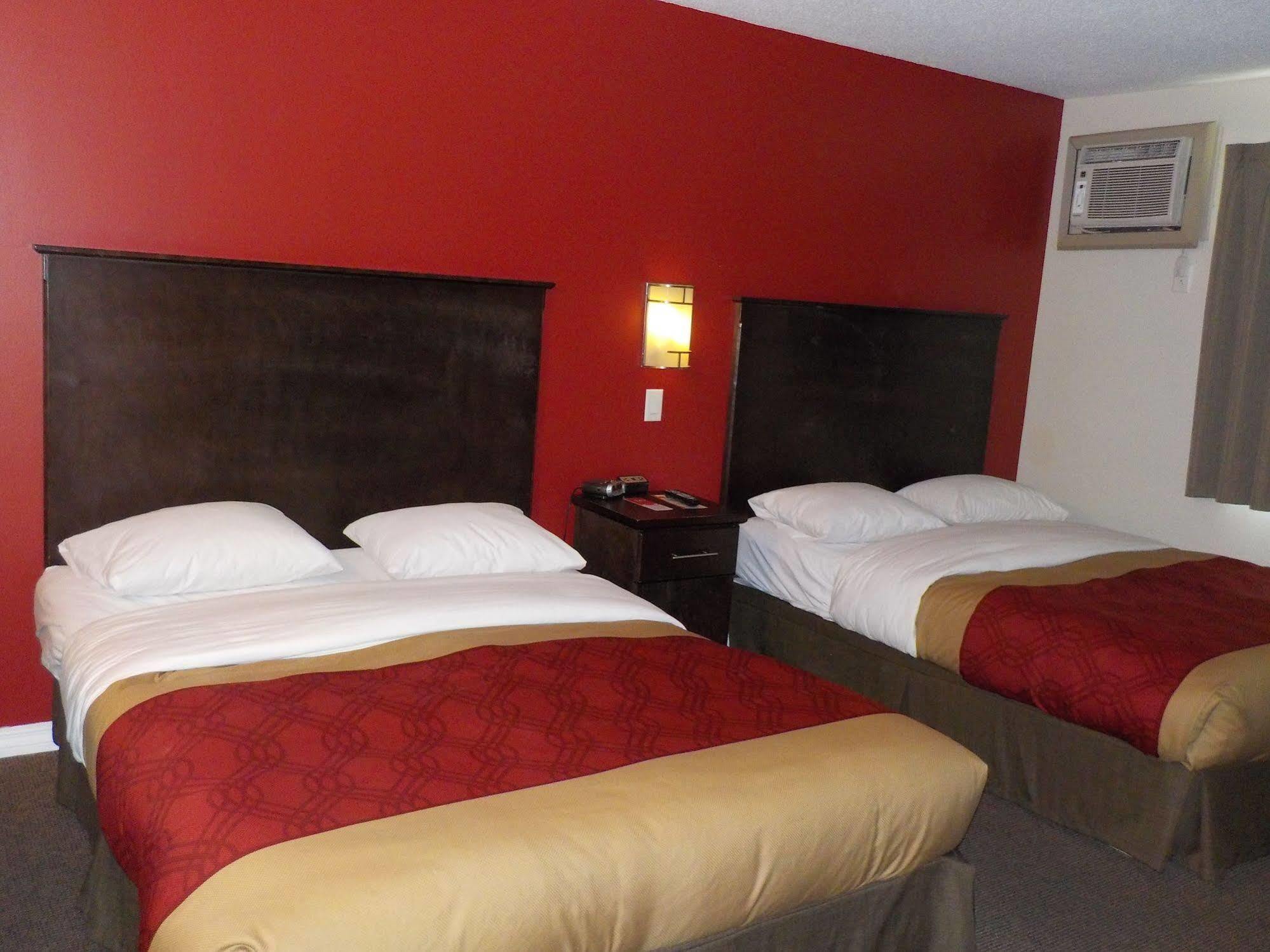 Econo Lodge Vernon Extérieur photo